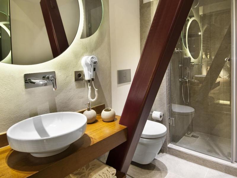 Nuru Ziya Suites