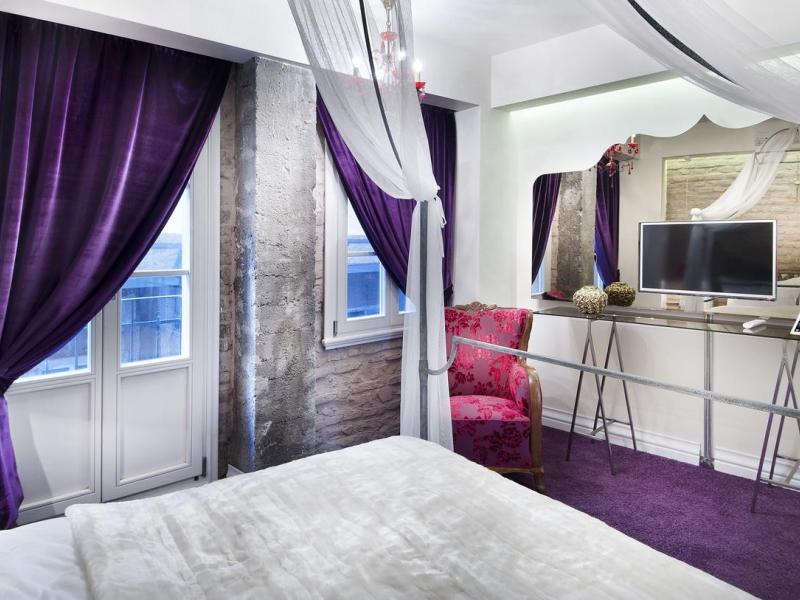 Nuru Ziya Suites