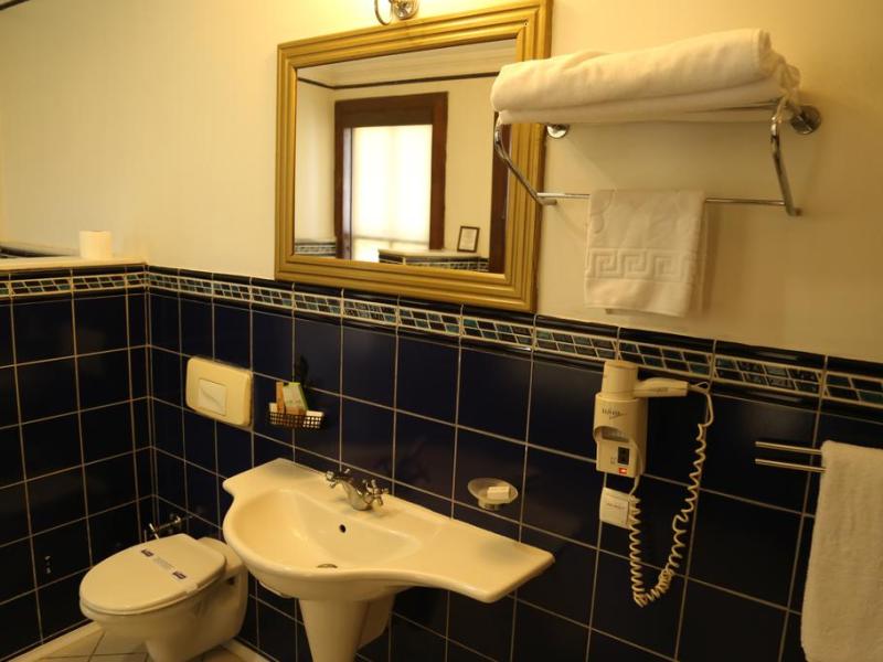 Otantik Club Hotel