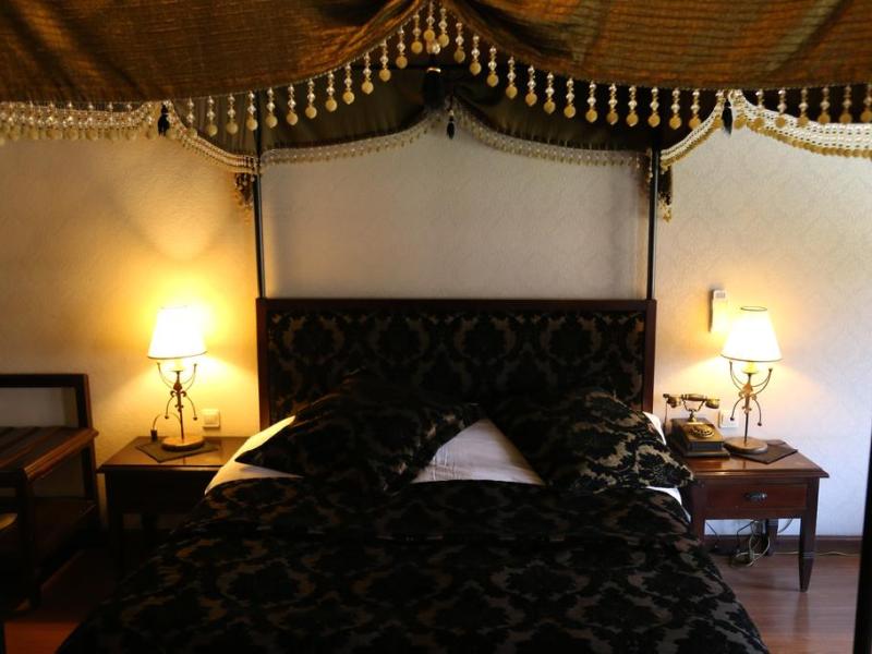 Otantik Club Hotel