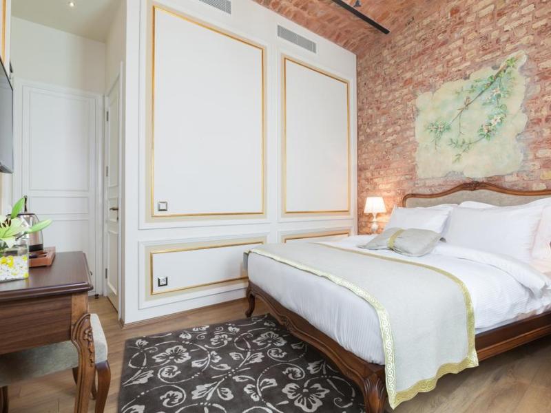 Hotel Pera Parma