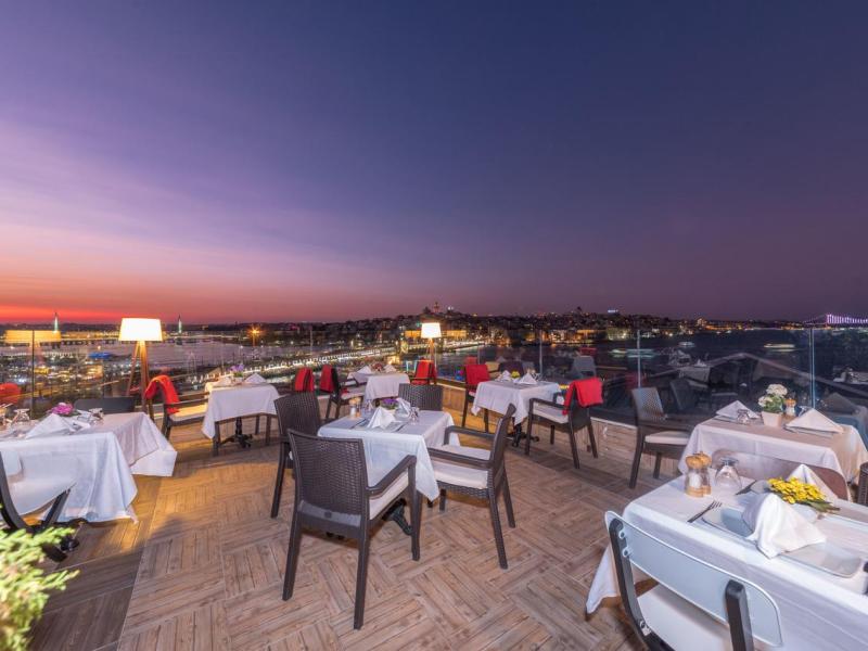 Alpek Hotel