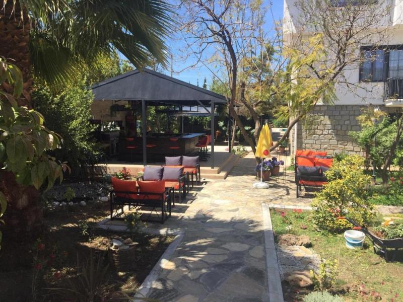 Akkent Garden Hotel & Mandalin Bistro