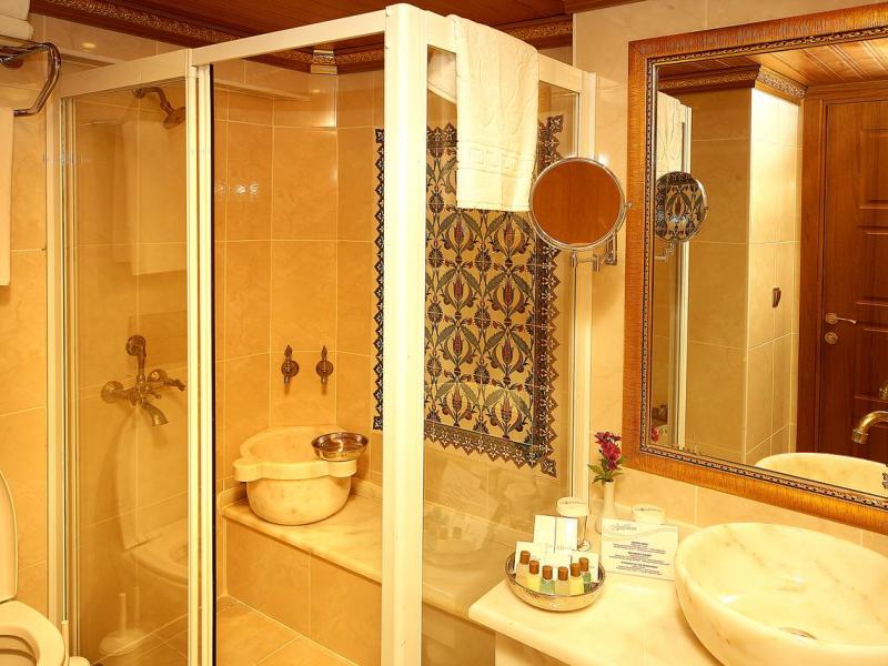 Marmara Deluxe Hotel