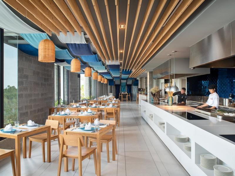 Cross Pattaya Oceanphere