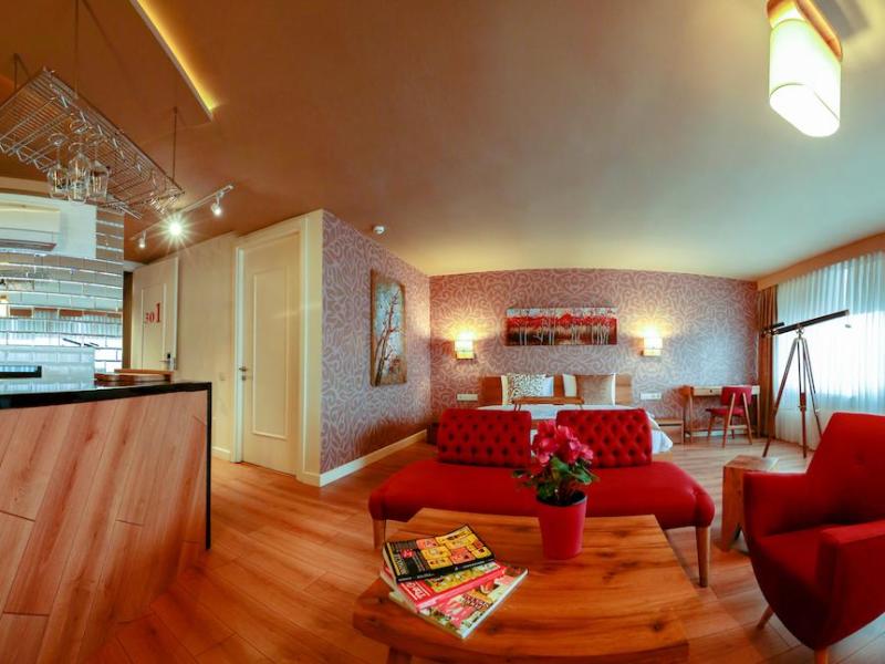 Melek Hotels Moda