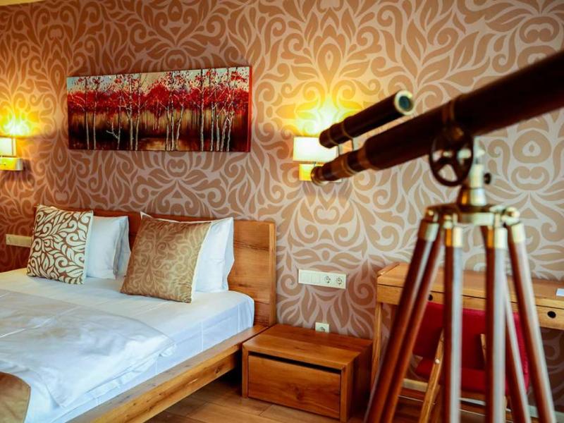 Melek Hotels Moda