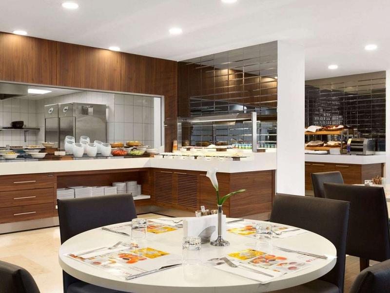 Ramada Encore Istanbul Kartal