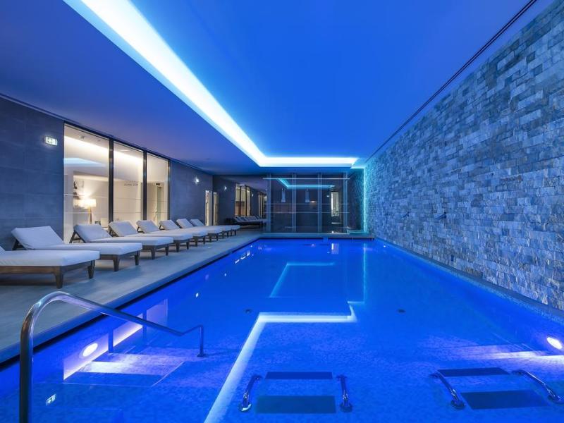 Jupiter Marina Hotel - Couples & Spa