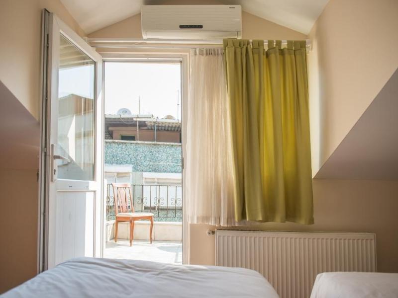 Dualis Hotel