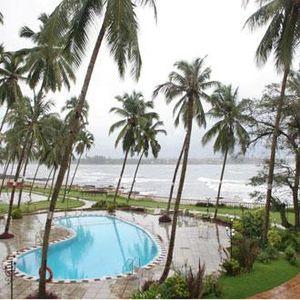 Dolphin Bay Resort