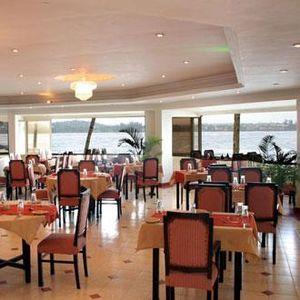 Dolphin Bay Resort