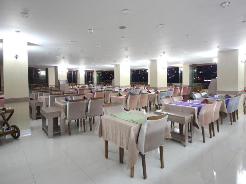 Grand Corner Boutique Hotel