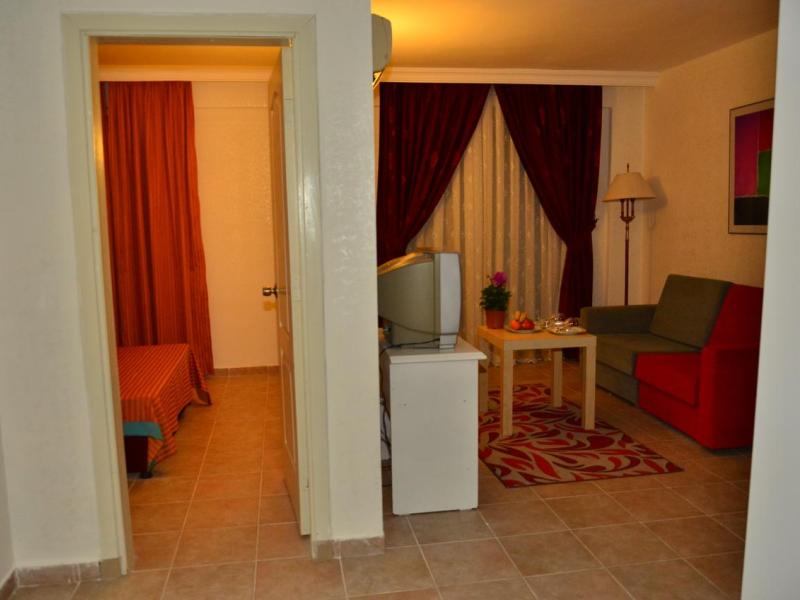 Almila Side Suite Hotel