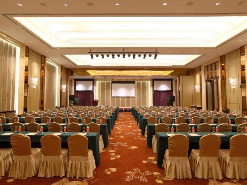 Royal Century Hotel Shanghai