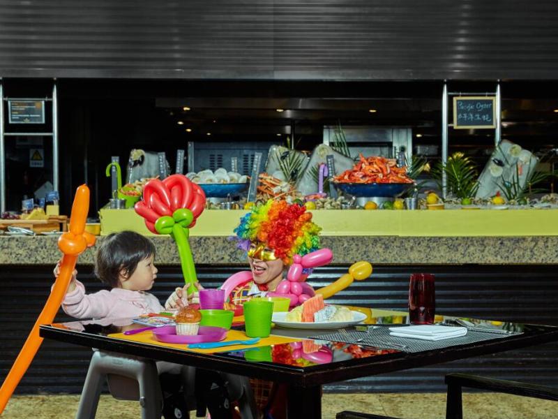 InterContinental Shanghai Pudong