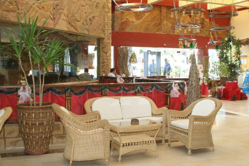 Dolphina Country Club 