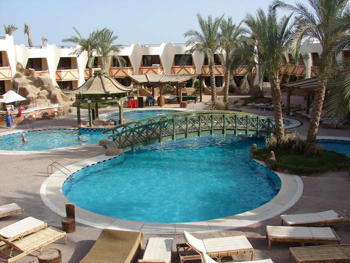 Dolphina Country Club 