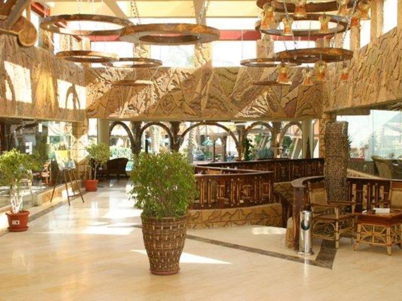 Dolphina Country Club 