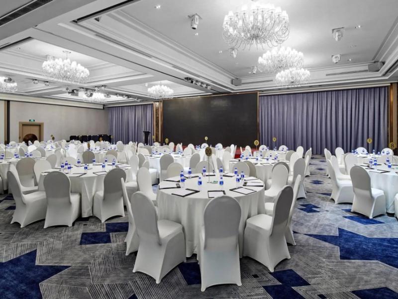 Evergreen Laurel Hotel