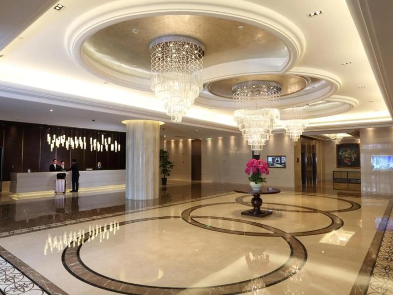 Evergreen Laurel Hotel