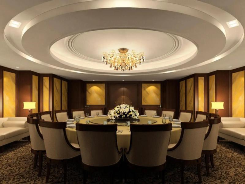 Evergreen Laurel Hotel