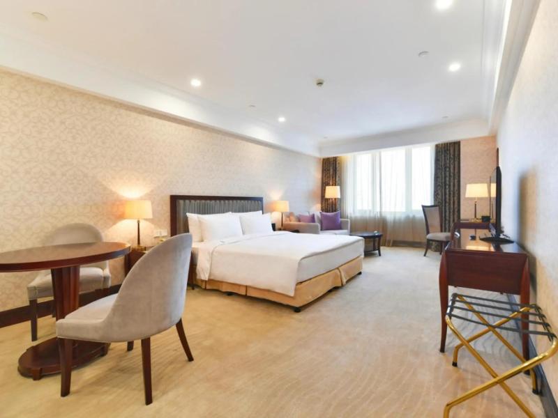 Evergreen Laurel Hotel
