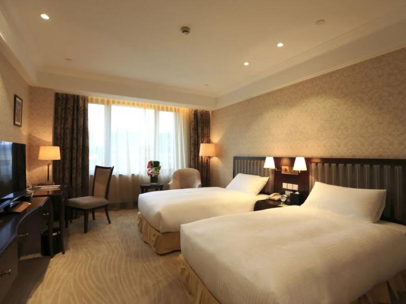 Evergreen Laurel Hotel