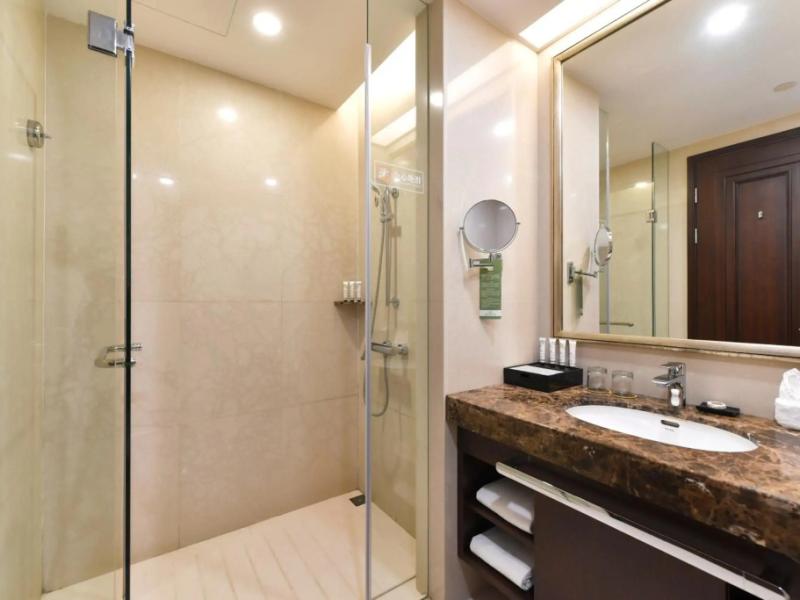 Evergreen Laurel Hotel