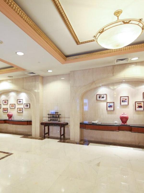 Oriental Riverside Bund View Hotel