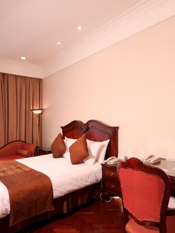 Oriental Riverside Bund View Hotel