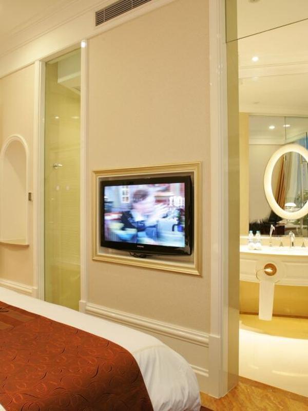 Oriental Riverside Bund View Hotel