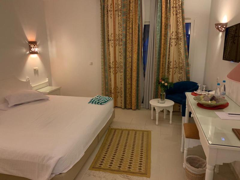 Checkin Bakour Beach