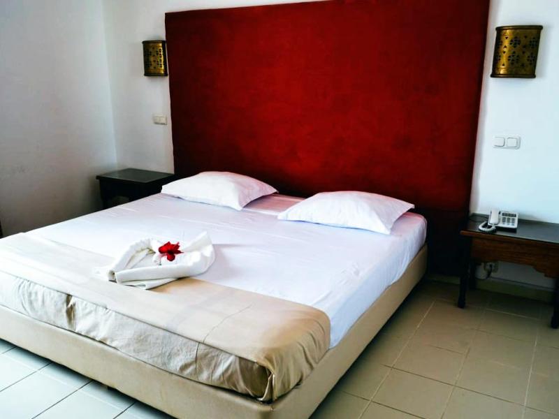 Checkin Bakour Beach