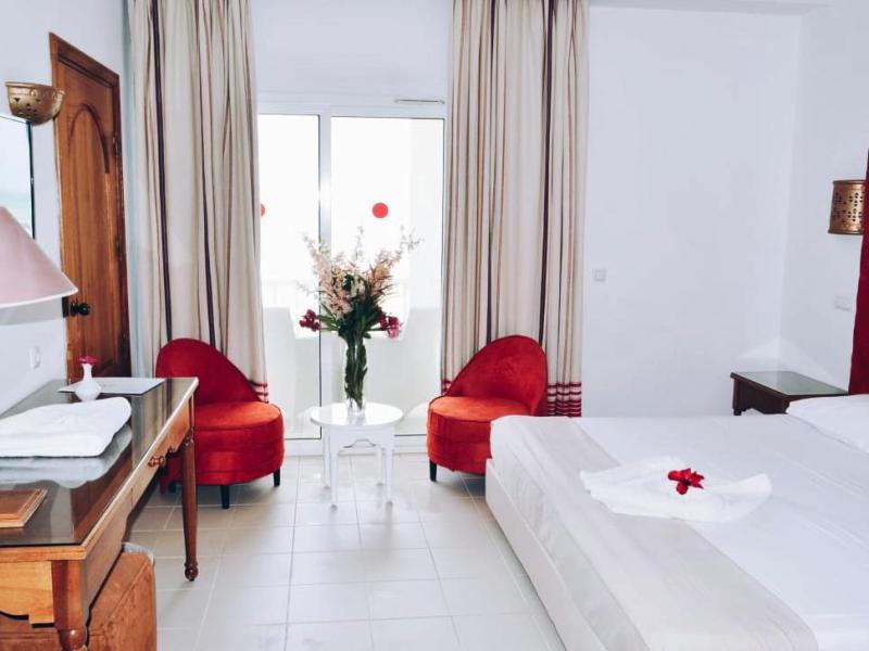 Checkin Bakour Beach