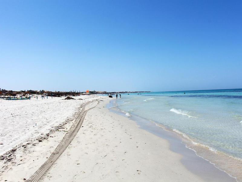 Checkin Bakour Beach
