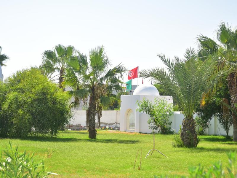 Checkin Bakour Beach