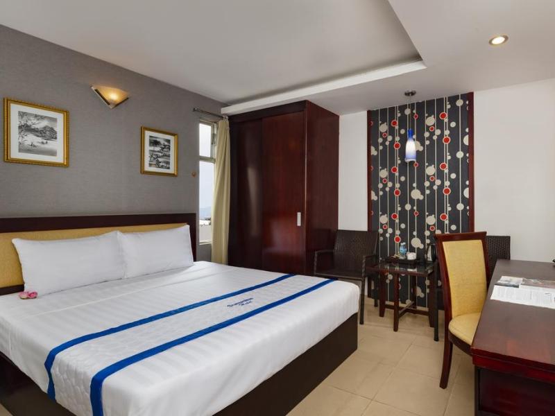 Sunshine Hotel & Spa