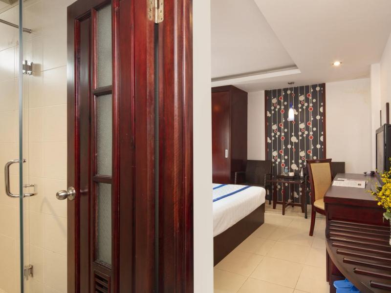 Sunshine Hotel & Spa