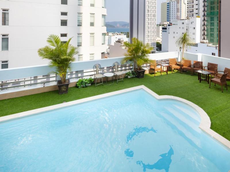 Sunshine Hotel & Spa