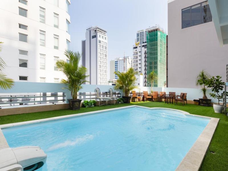 Sunshine Hotel & Spa
