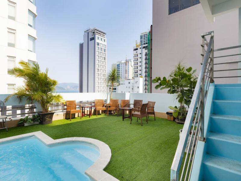 Sunshine Hotel & Spa