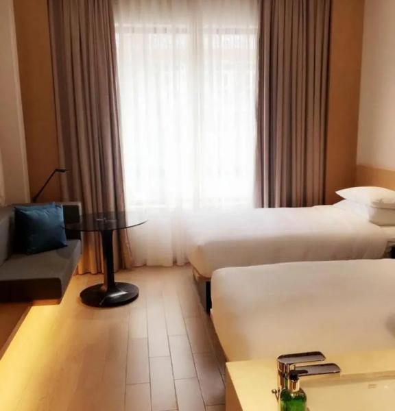 Fairfield by Marriott Shanghai Jingan