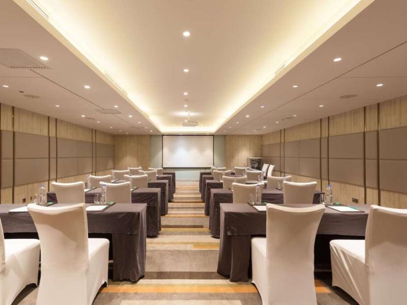 Radisson Exhibition Center Shanghai