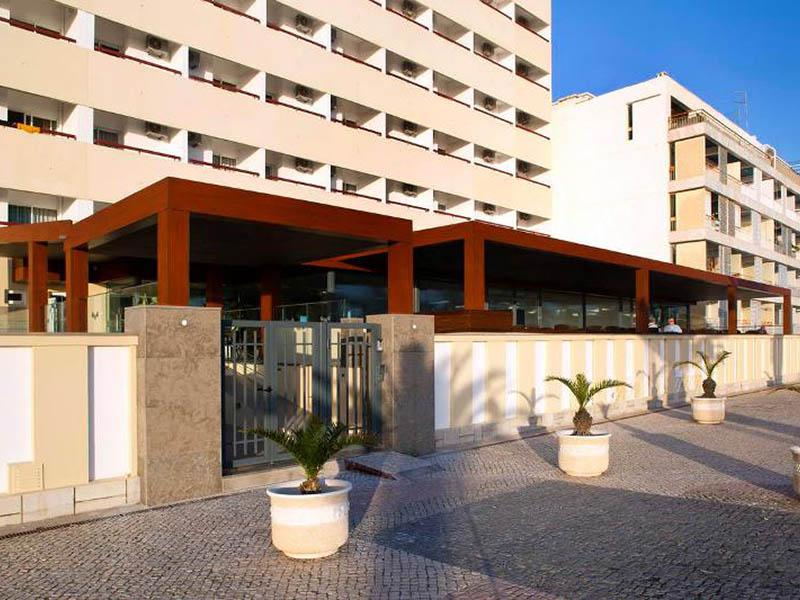 Dom Jose Beach Hotel