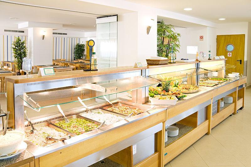 Dom Jose Beach Hotel