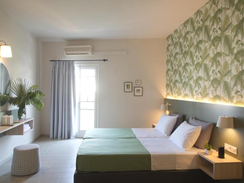 Sunshine Studios & Apartments (Malia)