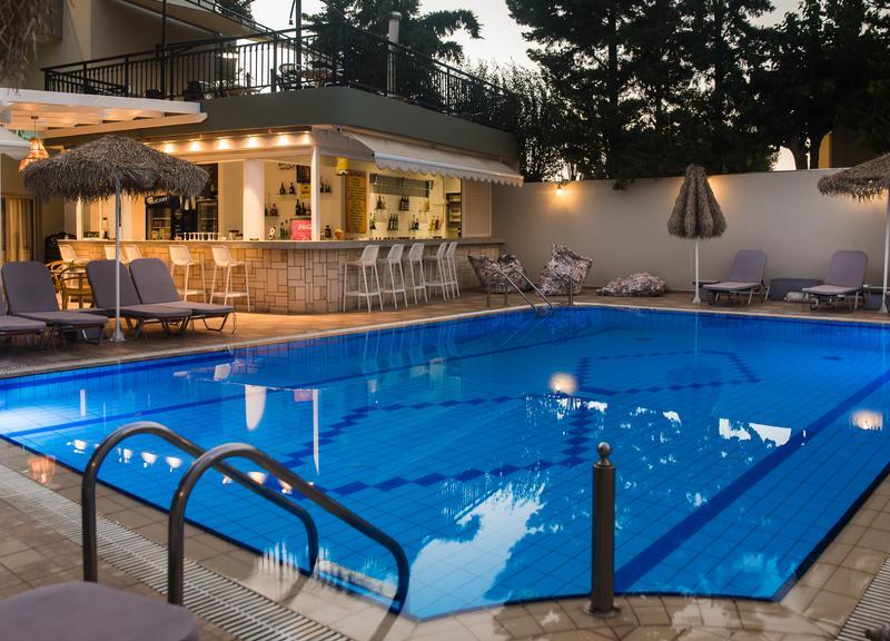 Sunshine Studios & Apartments (Malia)