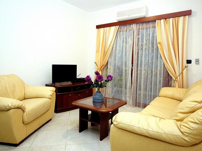 Rafailovici Apartments