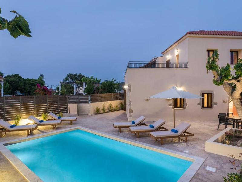 Spilia Village Hotel & Villas